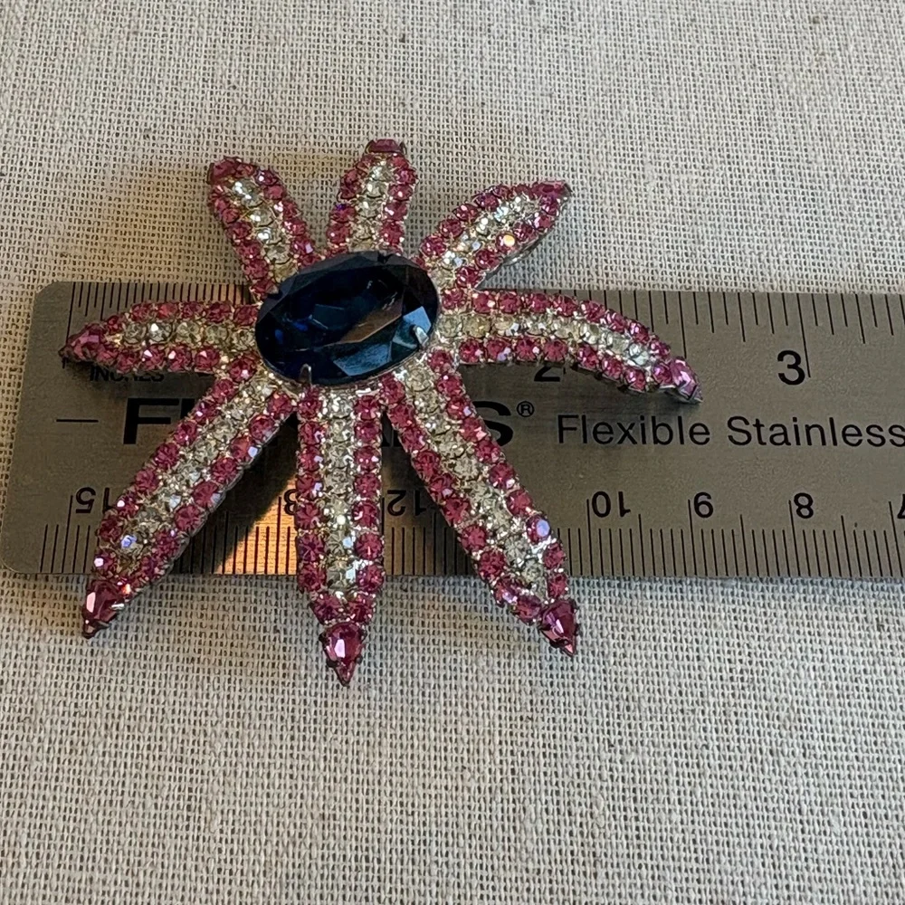Rhinestone Starburst Pendant Brooch Pin - Picture 7 of 10